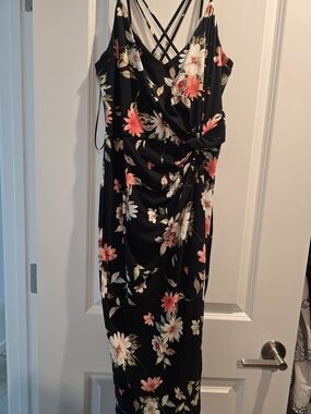 women's pink and orange dress Red | & Colorblock Midi Dress Charcoal Grey Neck Tie Product ID:MD1E210043_AA002_M Features charming gingham print Fashion Size:IT42 (M)